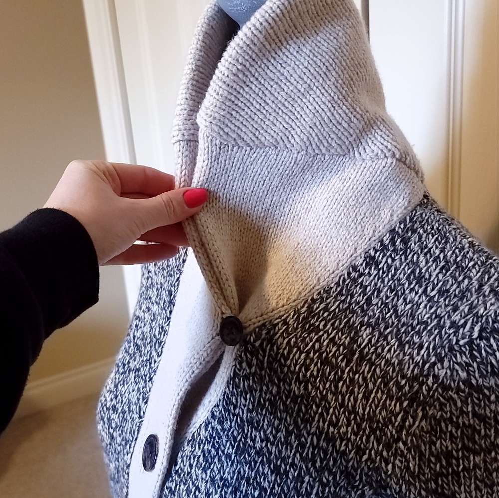 New** Roots Cabin Cardigan NWOT - Picture 2 of 9